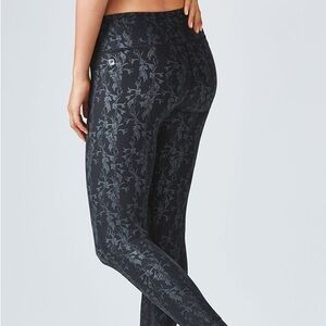Define PowerHold Mid-Rise Legging- Black/ Petal Print